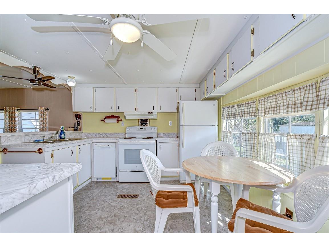 39153 Hillcrest Drive Zephyrhills FL 33542 TB8442068 image9