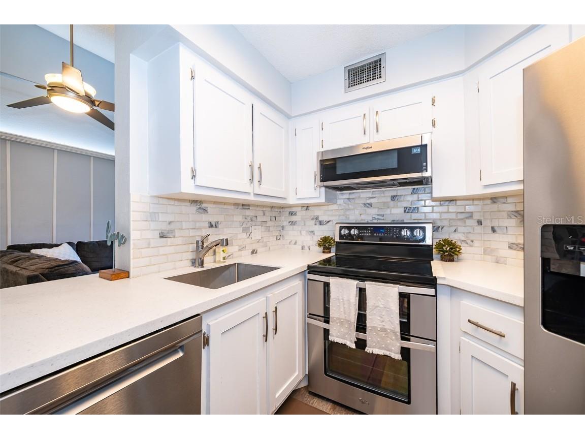 3916 Atrium Drive Drive #4 Orlando FL 32822 - LAKE FREDERICA O6336168 image16