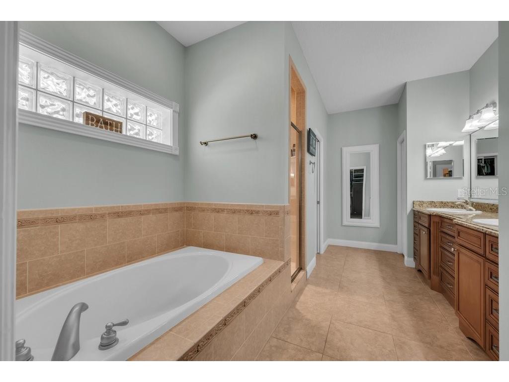 3916 Powerline Road Lithia FL 33547 TB8493853 image25