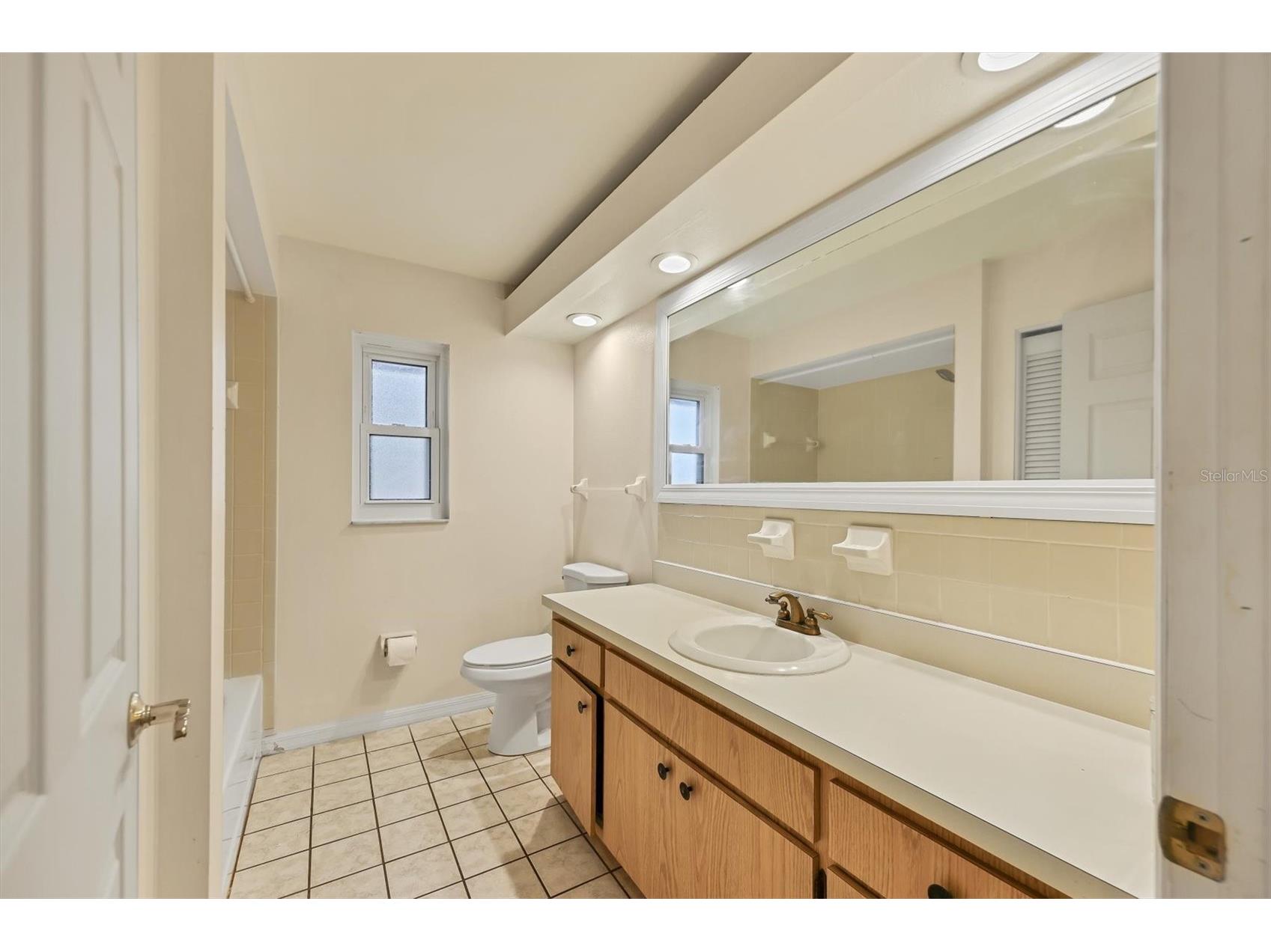 3917 Desoto Road Sarasota FL 34235 A4681269 image26