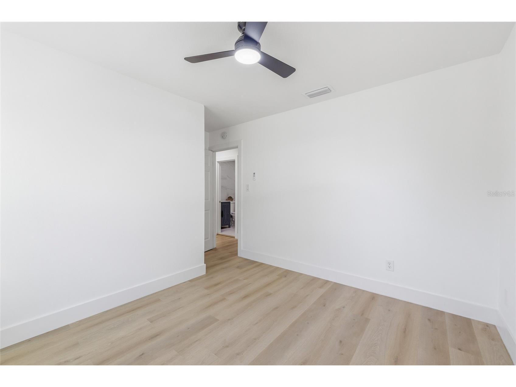 3917 W Pine Street Tampa FL 33607 TB8487585 image28