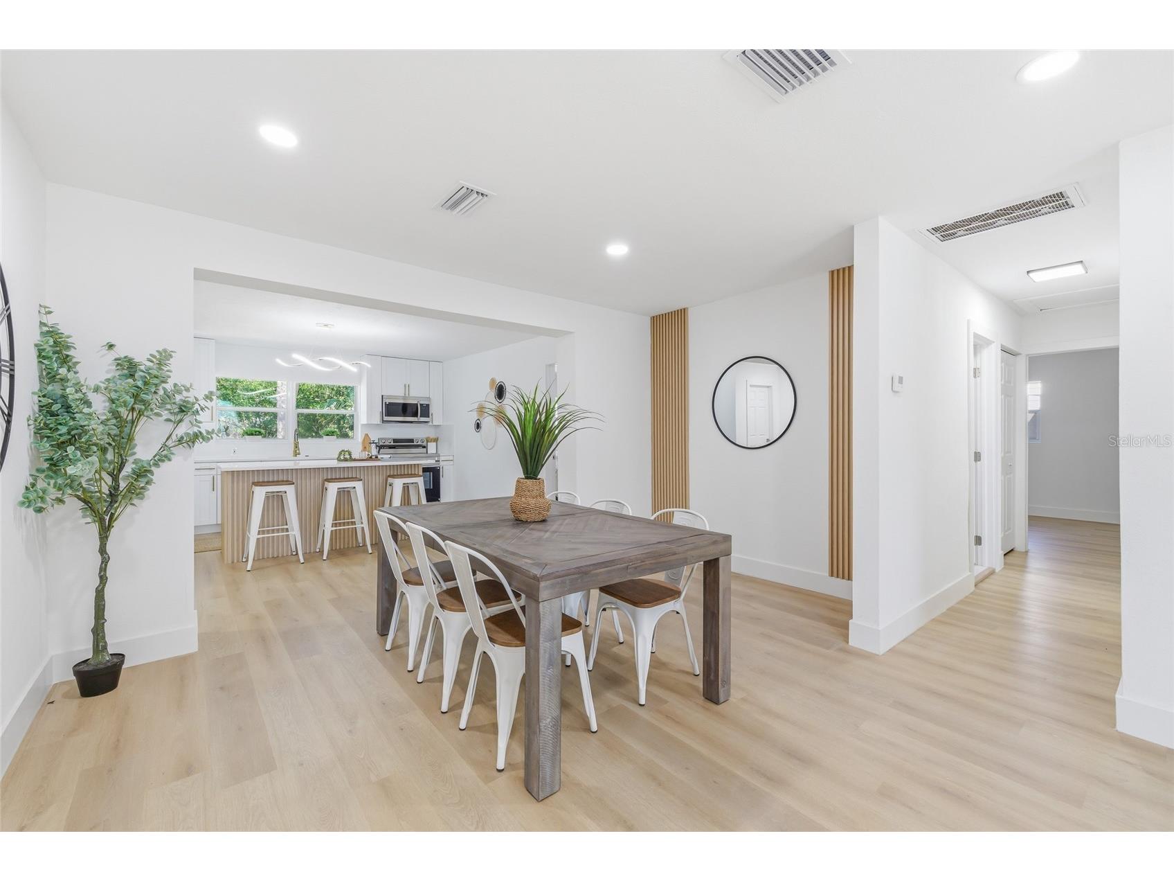 3917 W Pine Street Tampa FL 33607 TB8487585 image5