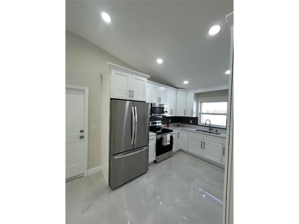 3917 W Robson Street Tampa FL 33614 TB8456872 image14