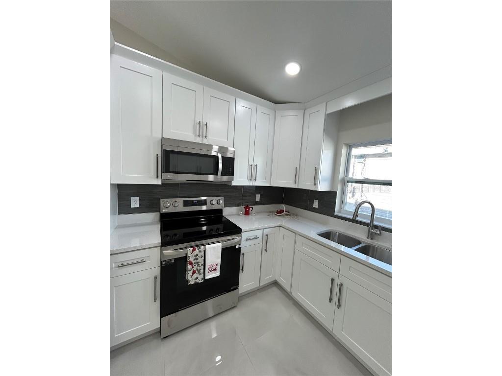 3917 W Robson Street Tampa FL 33614 TB8456872 image15