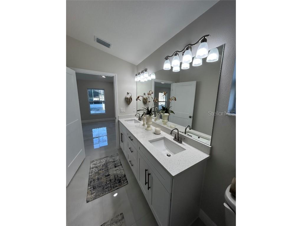 3917 W Robson Street Tampa FL 33614 TB8456872 image24