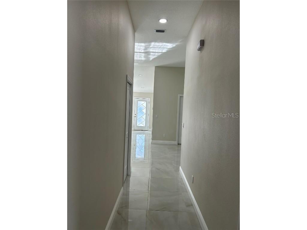 3917 W Robson Street Tampa FL 33614 TB8456872 image35