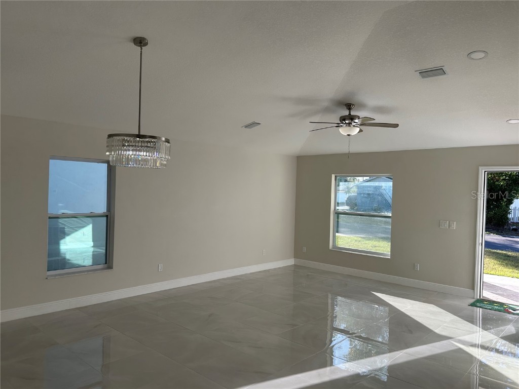 3917 W Robson Street Tampa FL 33614 TB8456872 image6