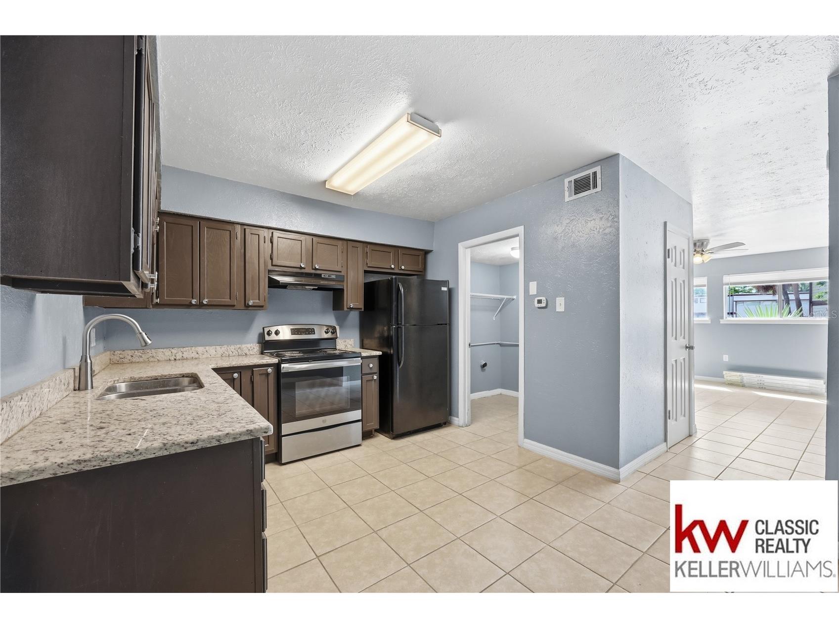 3918 Crayrich Circle #C2 Orlando FL 32839 O6398709 image11