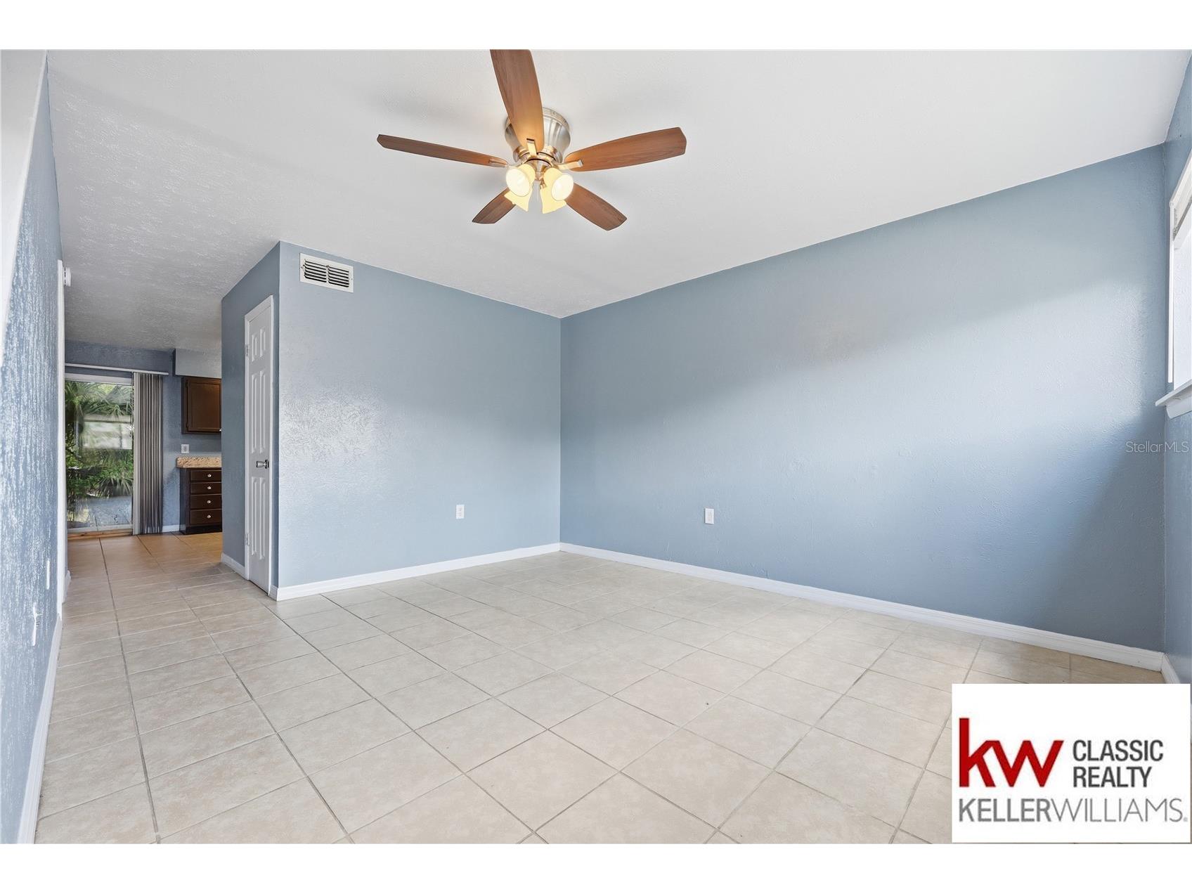 3918 Crayrich Circle #C2 Orlando FL 32839 O6398709 image5