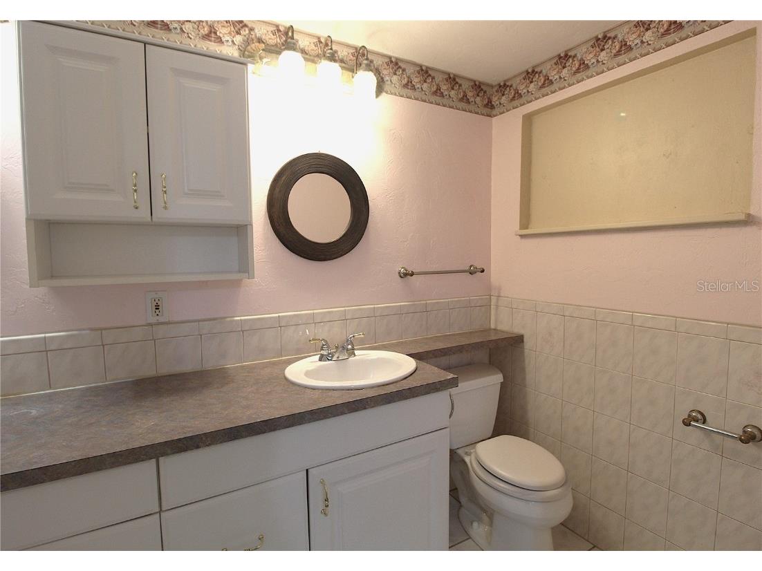 3919 27th Parkway #3919 Sarasota FL 34235 A4675621 image18