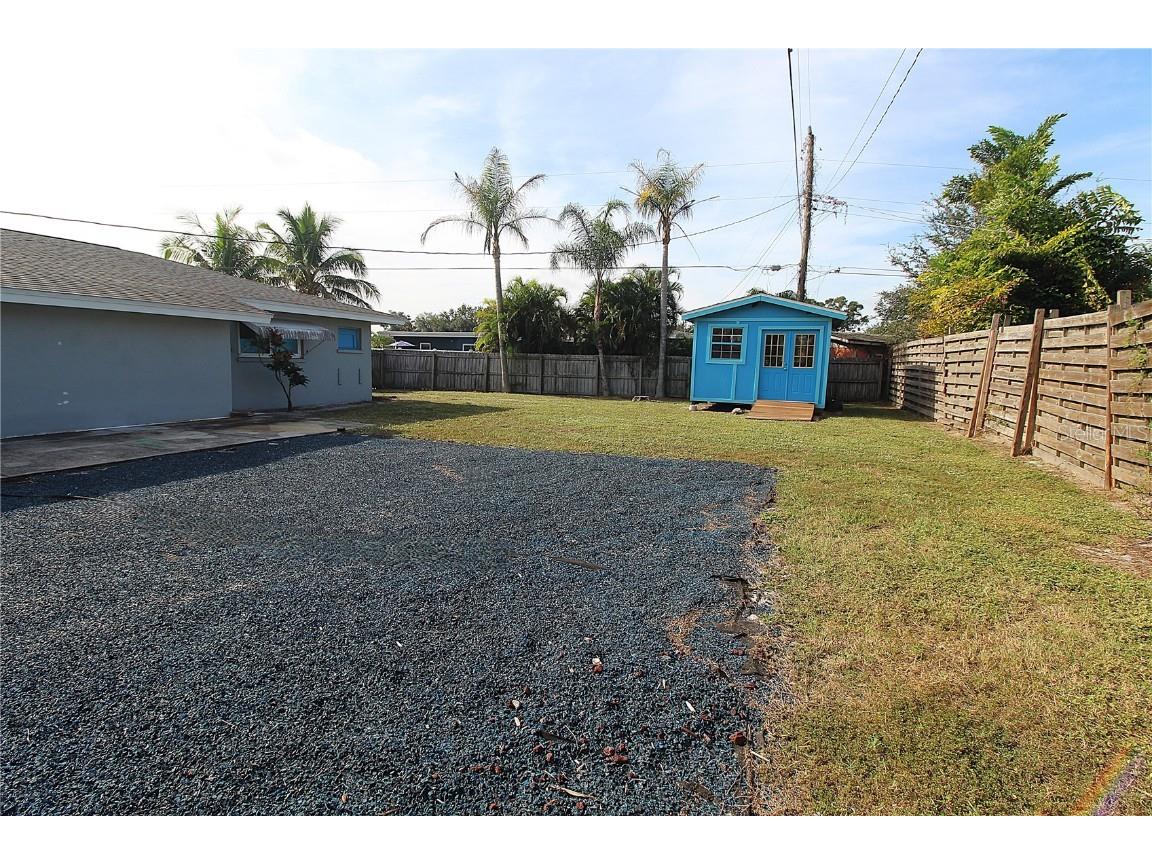 3919 27th Parkway #3919 Sarasota FL 34235 A4675621 image26