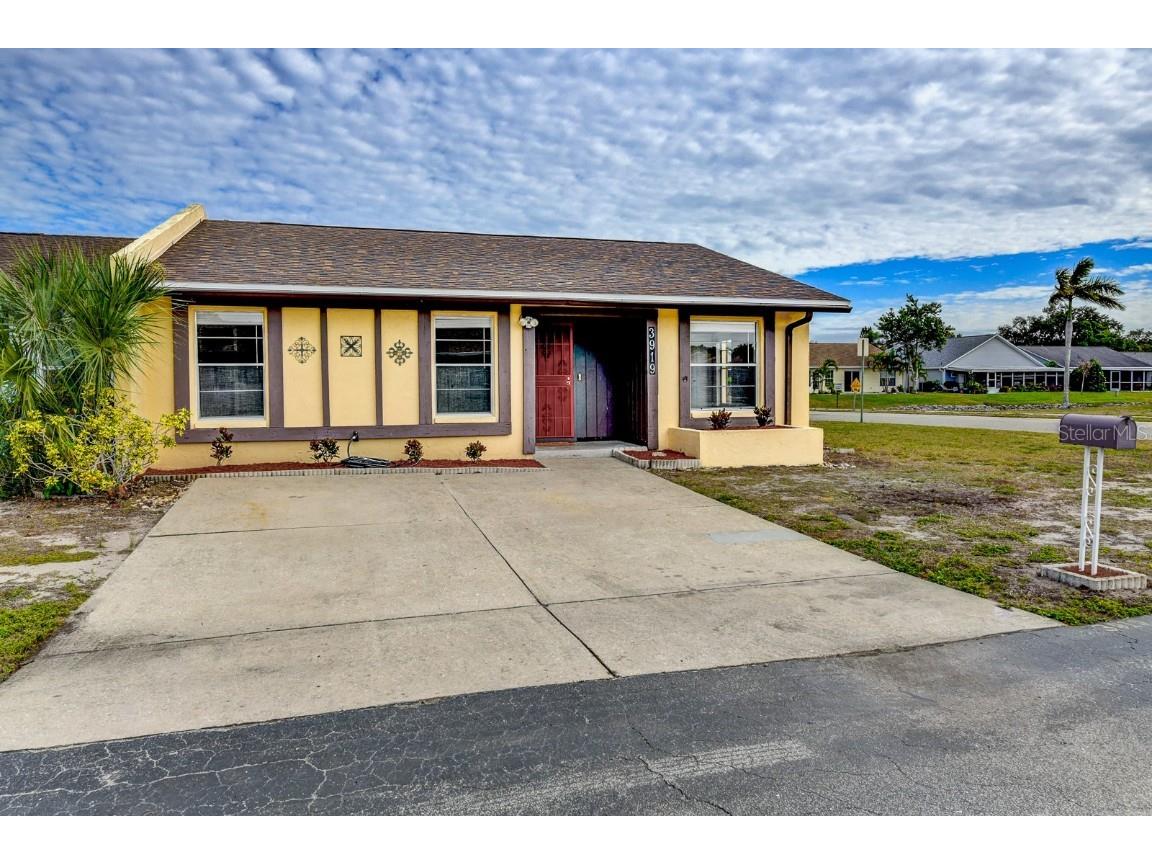 3919 40th Street W Bradenton FL 34205 A4592224 image1