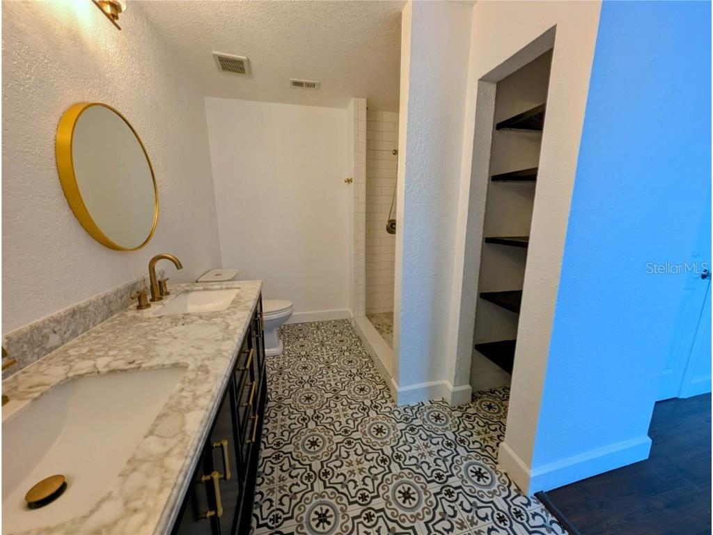 3919 Carroll Pines Court Tampa FL 33614 TB8441635 image15