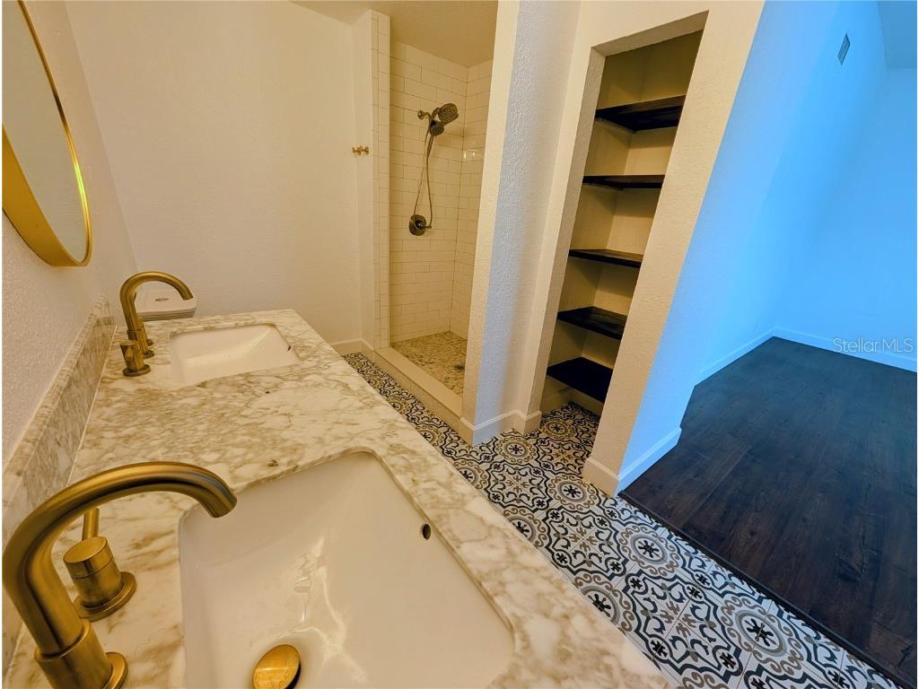 3919 Carroll Pines Court Tampa FL 33614 TB8441635 image17