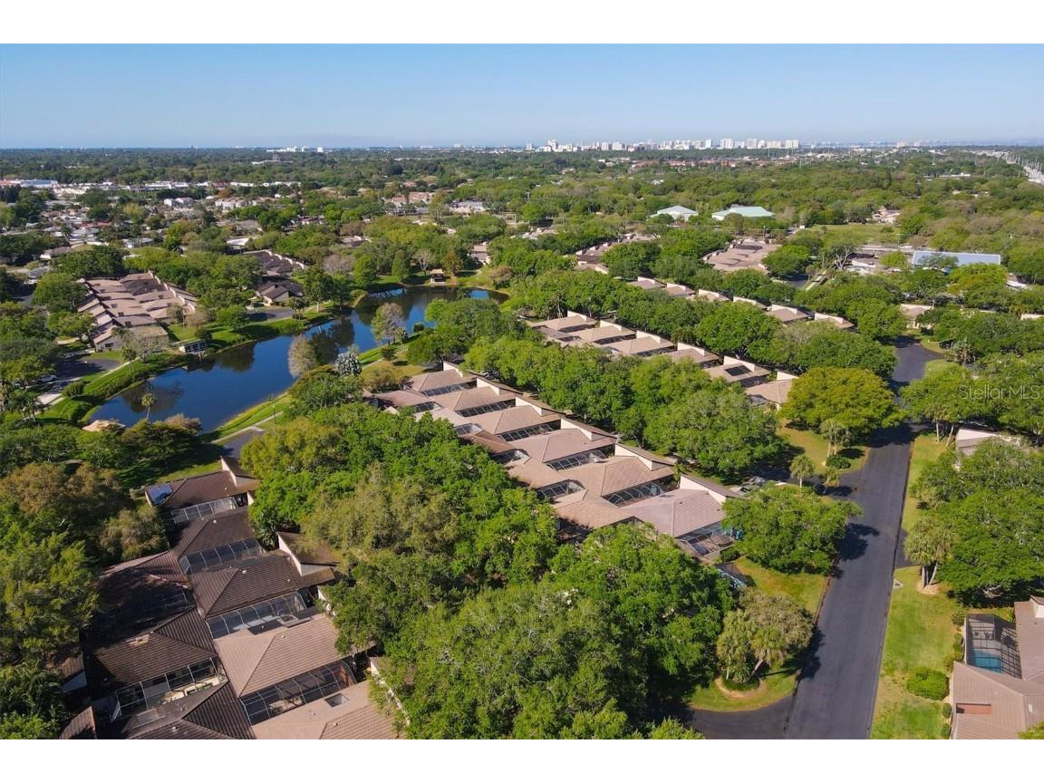 3919 Glen Oaks Manor Drive Sarasota FL 34232 A4652669 image50