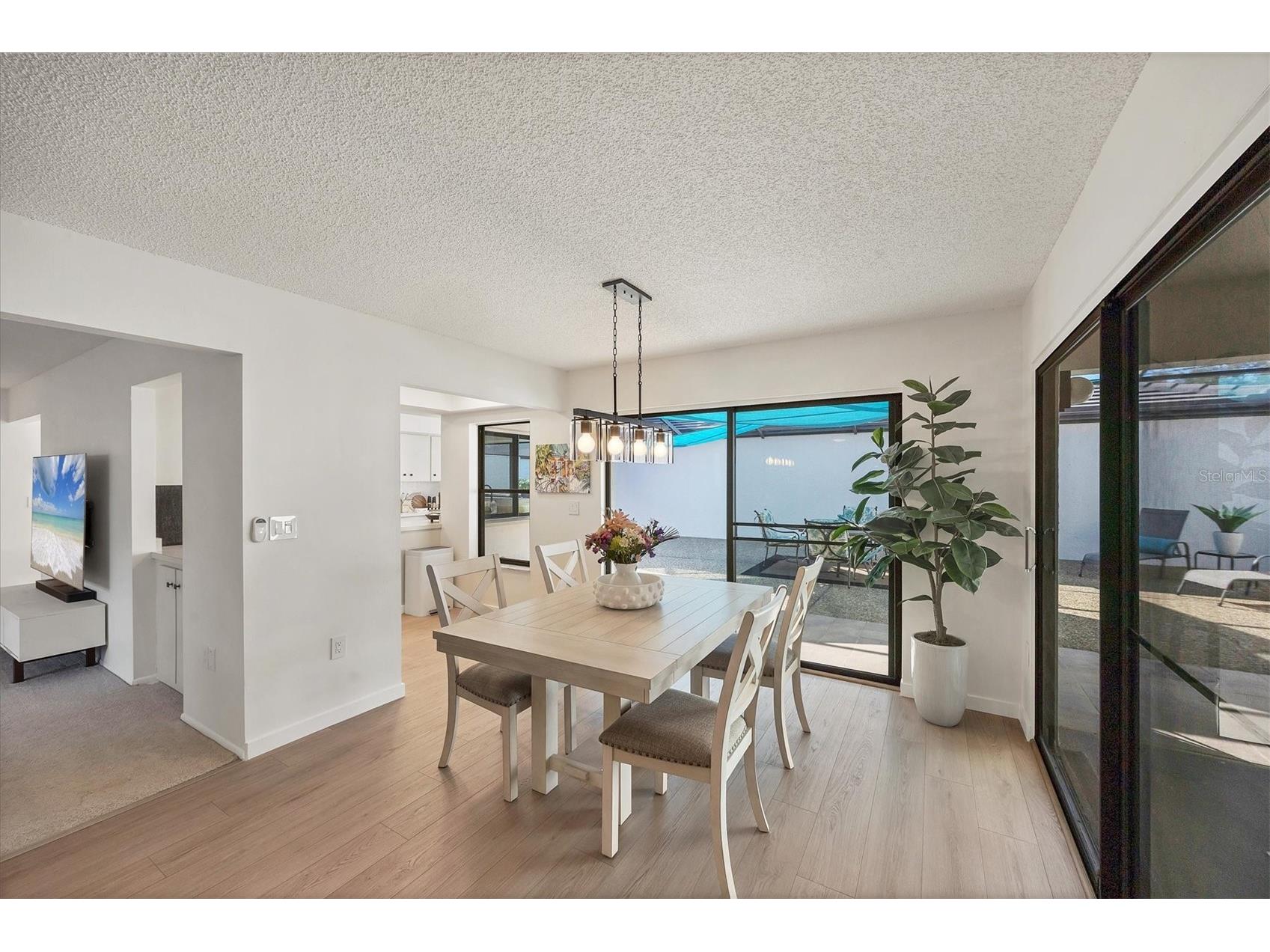 3919 Glen Oaks Manor Drive Sarasota FL 34232 A4683587 image16