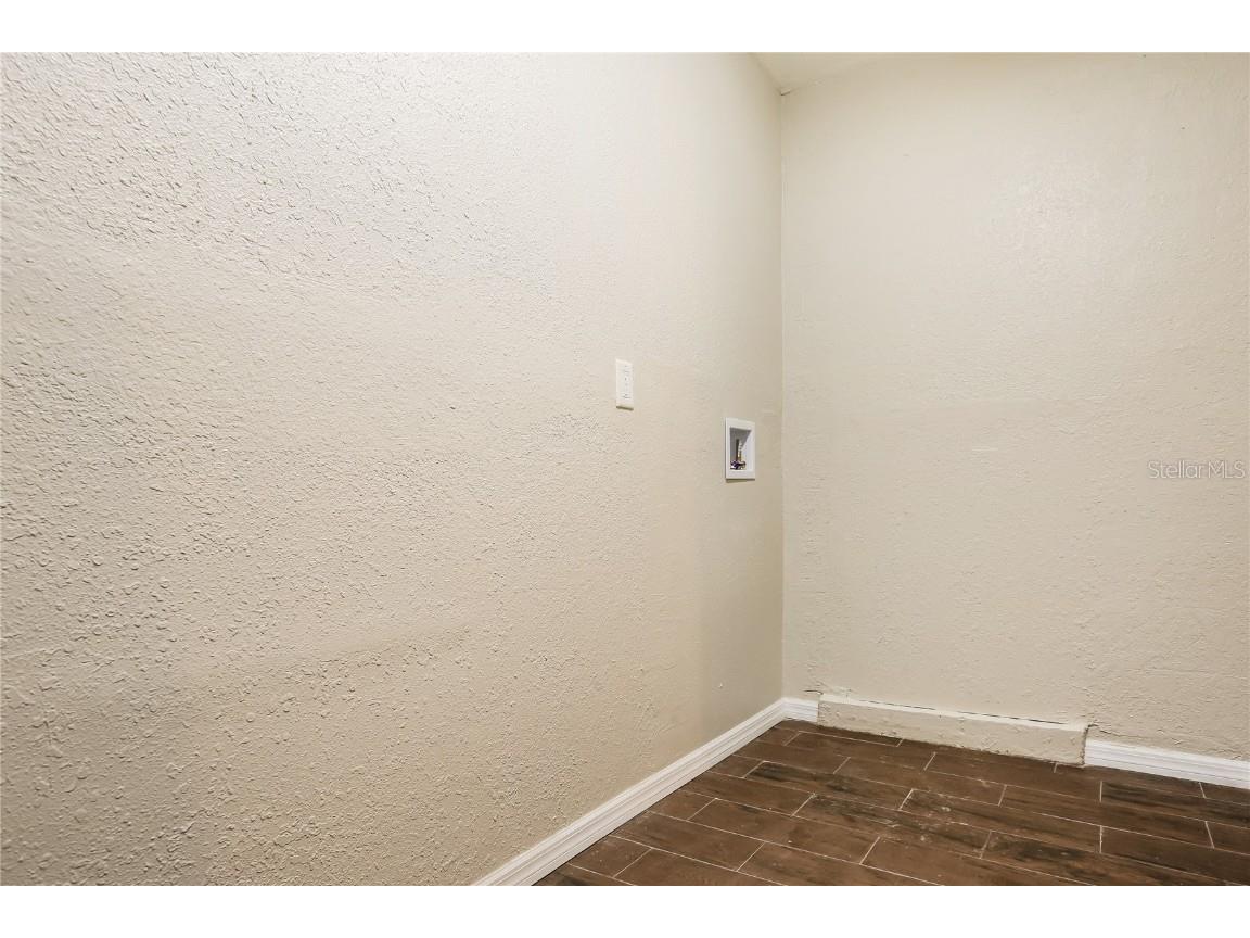 3919 Longhorn Drive Sarasota FL 34233 O6356005 image13