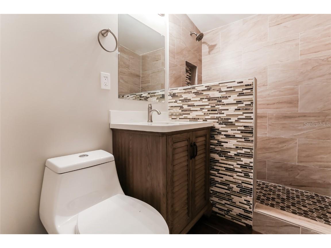 3919 Longhorn Drive Sarasota FL 34233 O6356005 image9