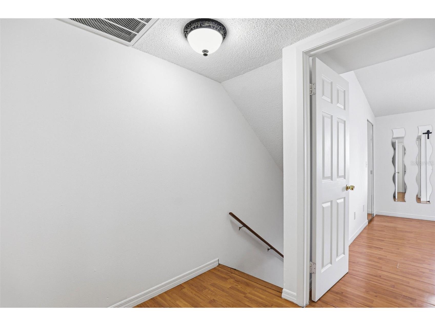 3919 Pine Limb Court Tampa FL 33614 TB8491521 image24