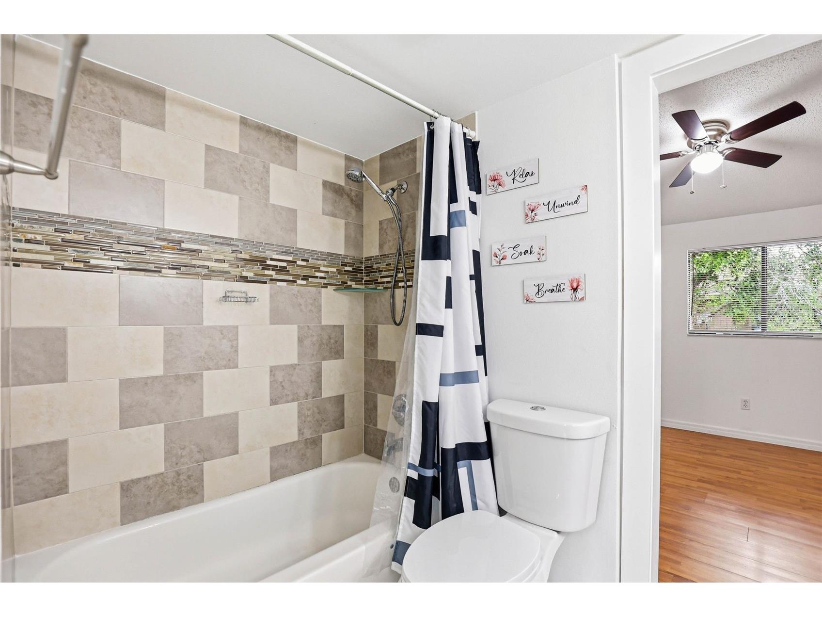 3919 Pine Limb Court Tampa FL 33614 TB8491521 image33