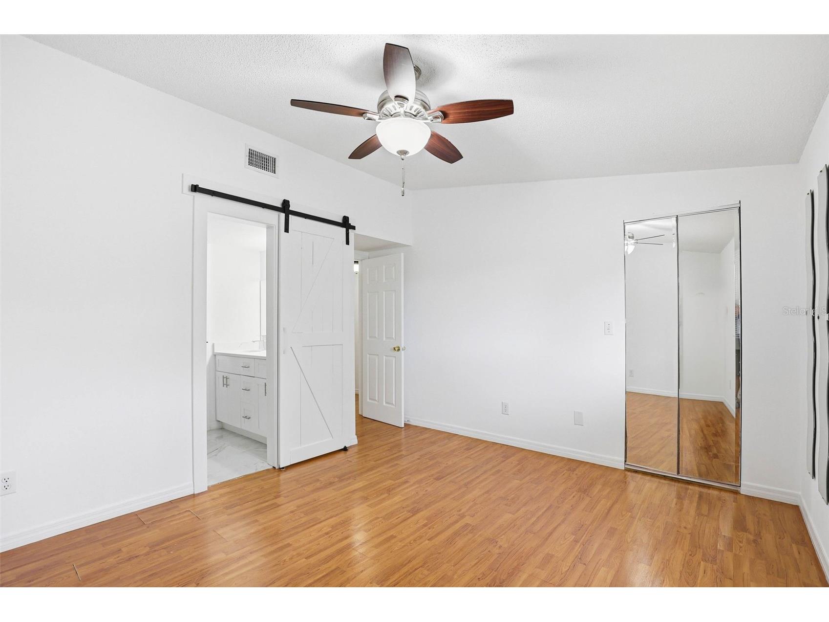 3919 Pine Limb Court Tampa FL 33614 TB8491521 image36