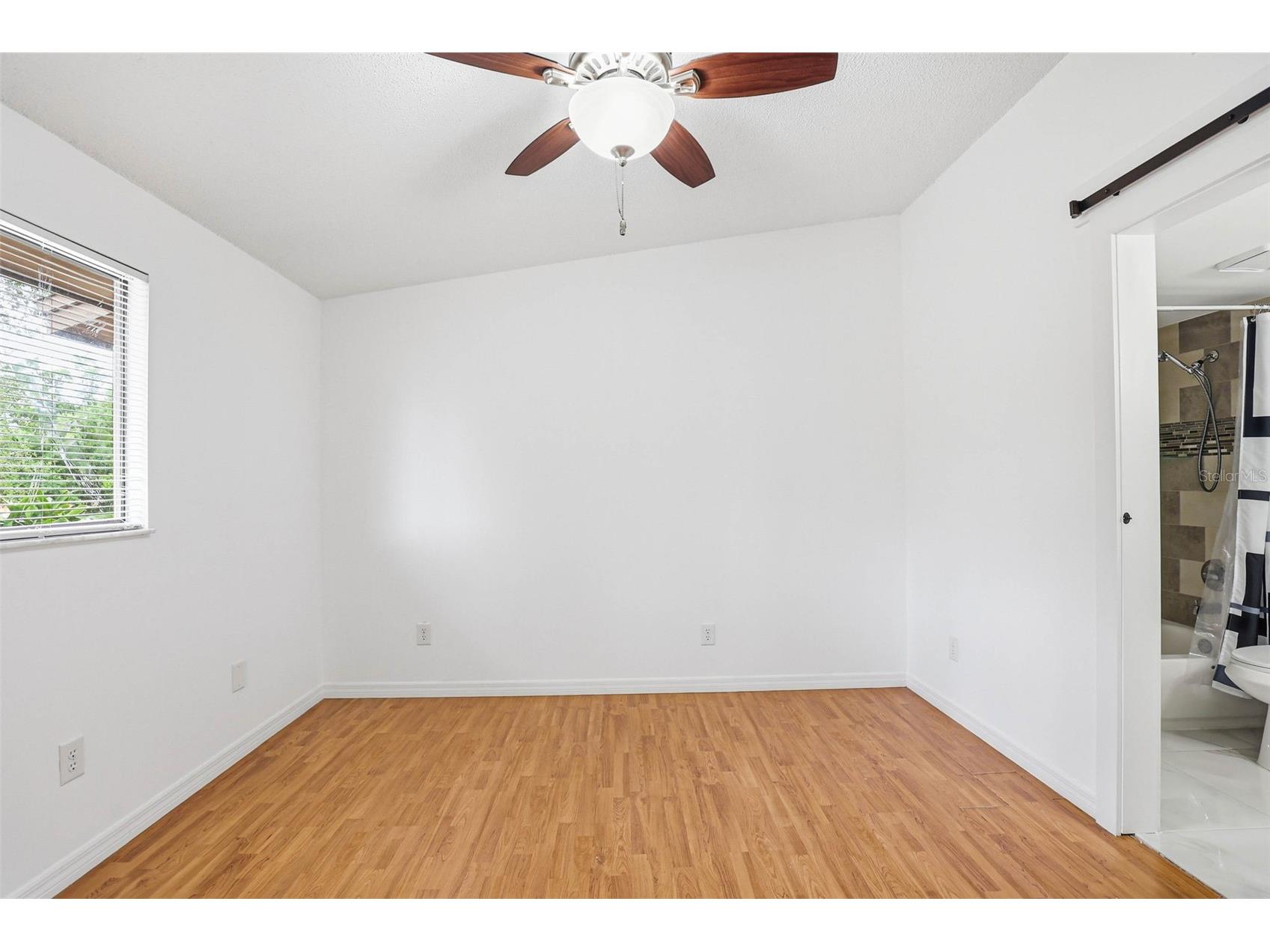 3919 Pine Limb Court Tampa FL 33614 TB8491521 image37