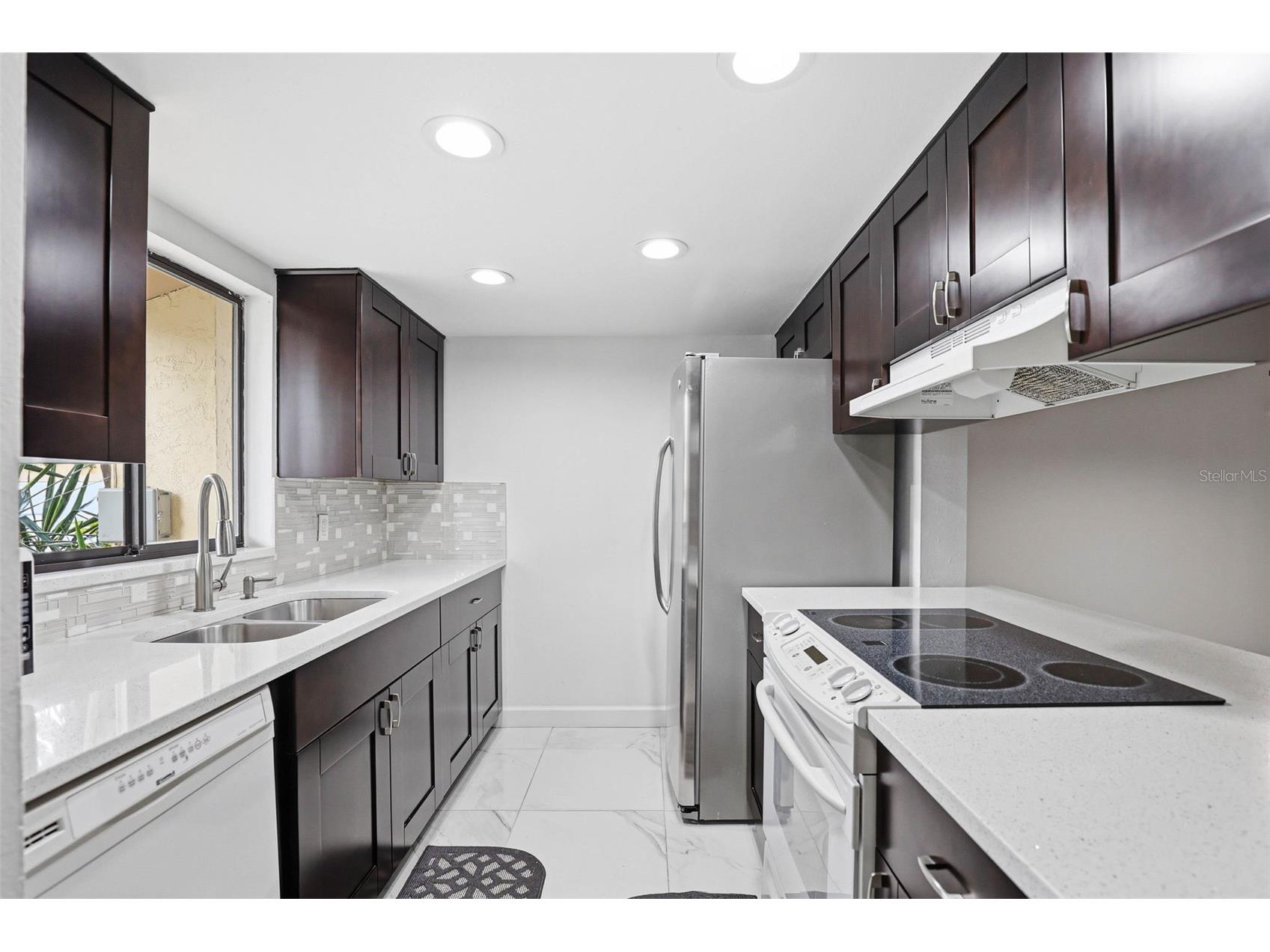 3919 Pine Limb Court Tampa FL 33614 TB8491521 image7