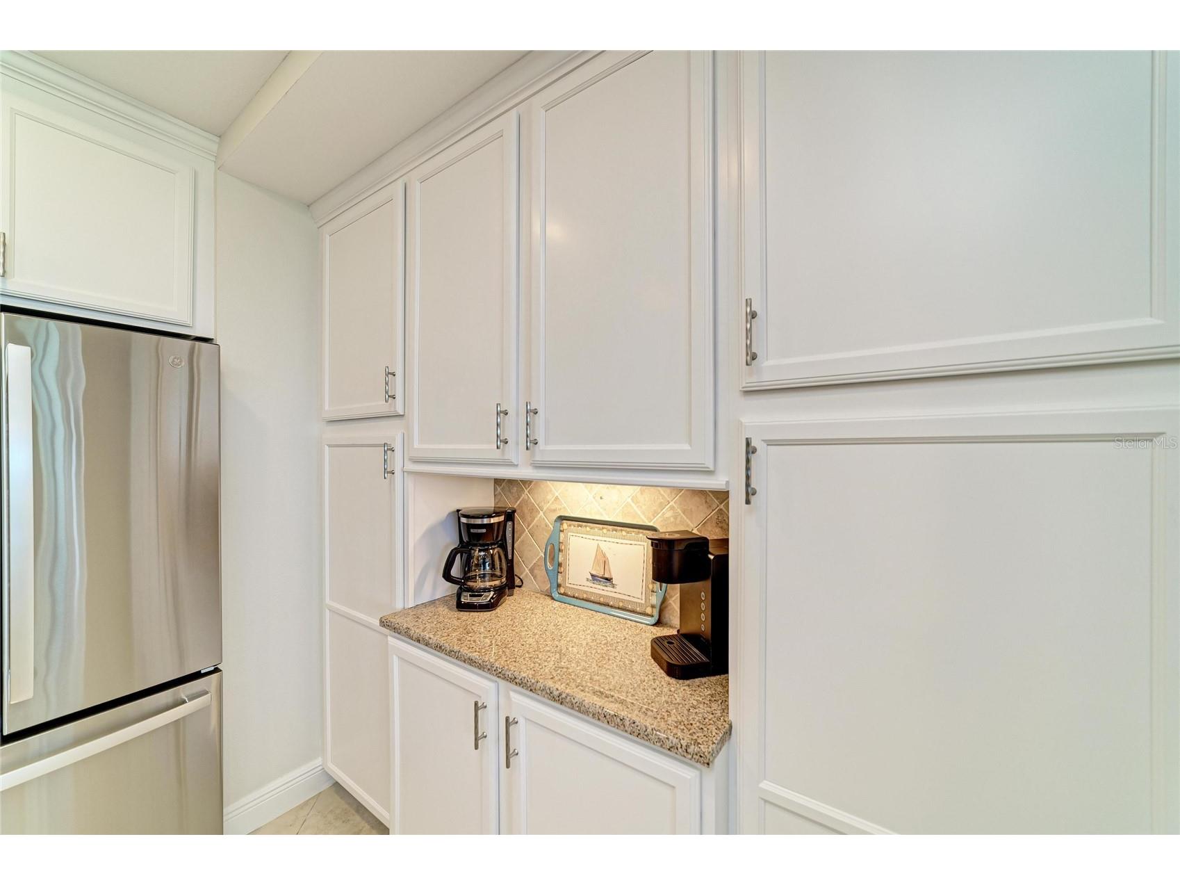 392 Aruba Circle #102 Bradenton FL 34209 A4692888 image10
