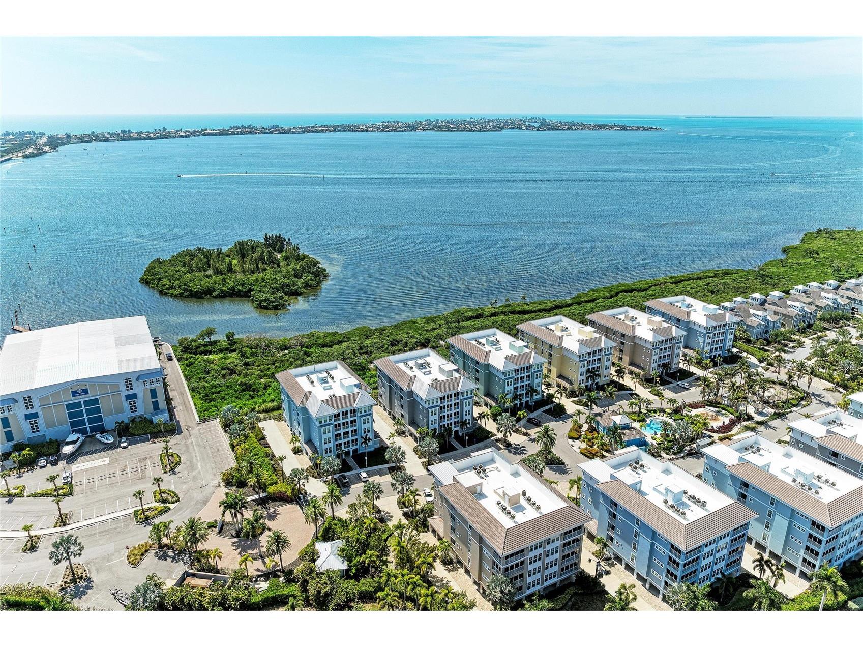 392 Aruba Circle #102 Bradenton FL 34209 A4692888 image39