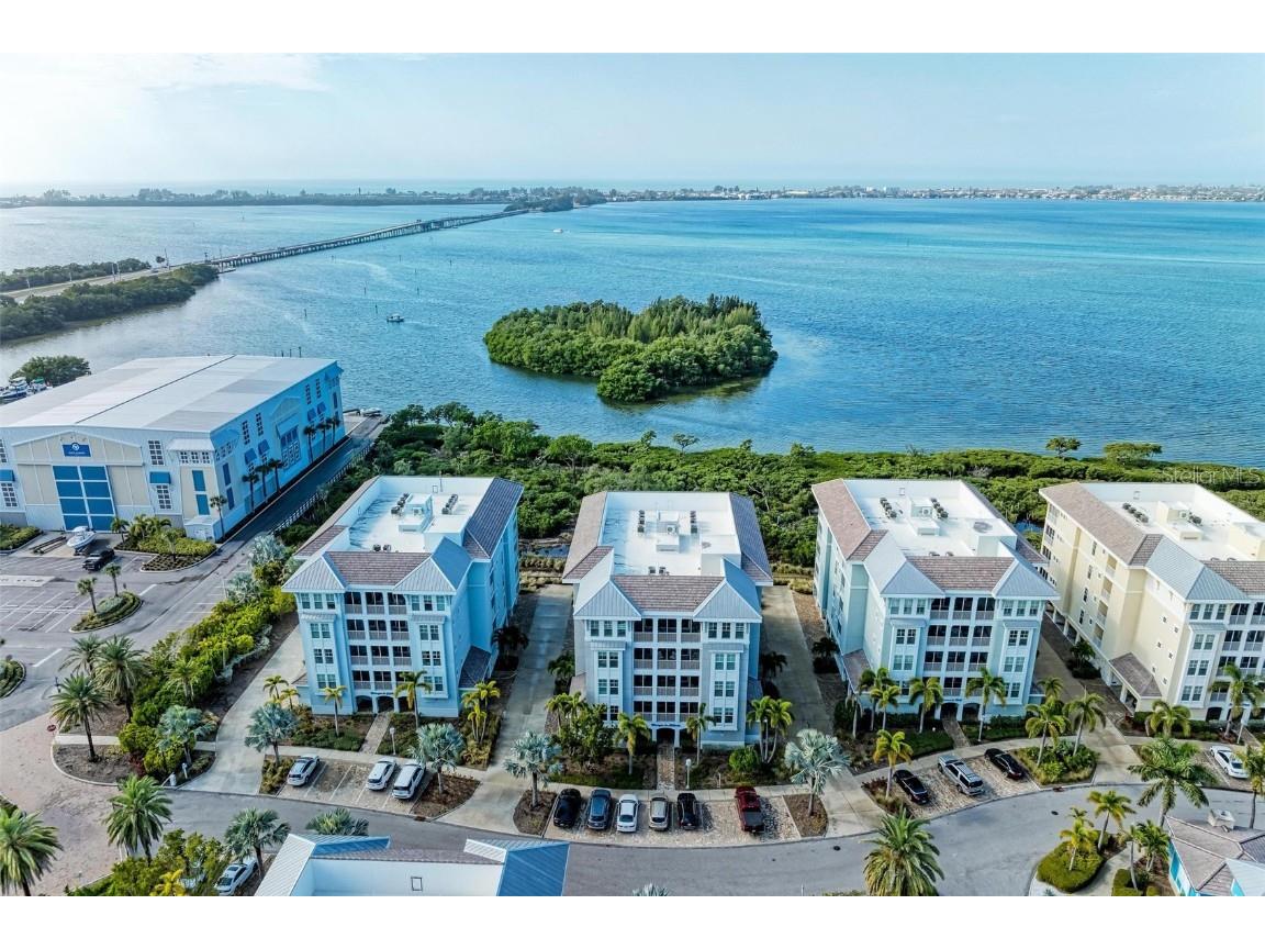 392 Aruba Circle #401 Bradenton FL 34209 - SAPPHIRE LAKE A4594017 image1