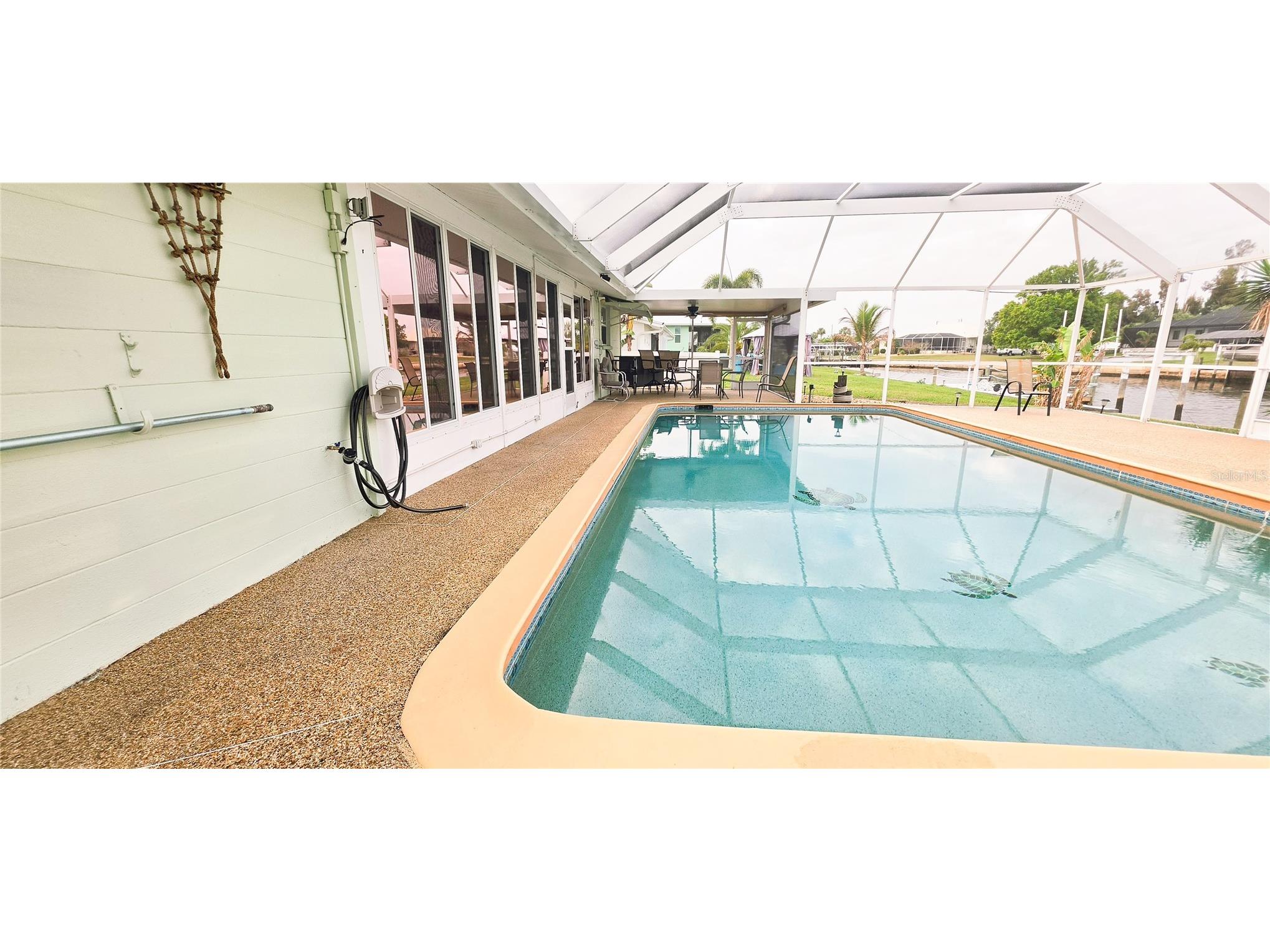 392 E Tarpon Boulevard NW Port Charlotte FL 33952 - ALLIGATOR BAY HARBOR BAY C7523359 image3