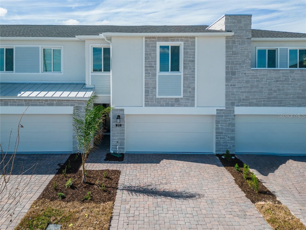 392 Nine Iron Drive Davenport FL 33896 O6159530 image1