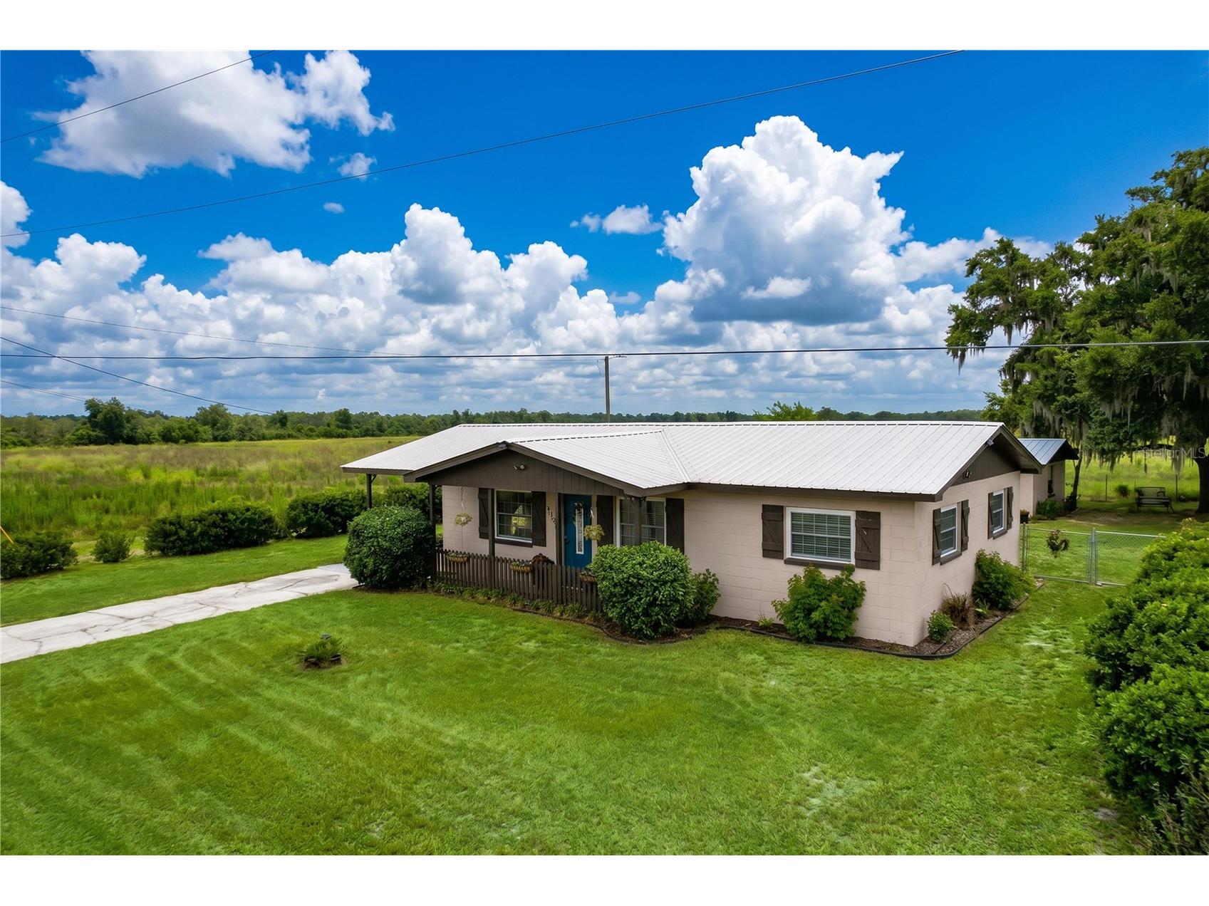 392 Old Dixie Highway Bowling Green FL 33834 B4902284 image1