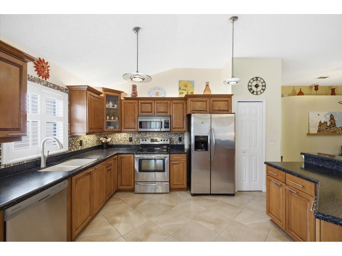 392 Tavernier Circle Oldsmar FL 34677 TB8521472 image16