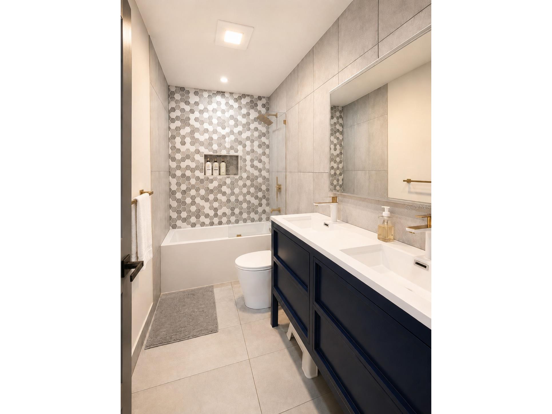 392 W Rossetti Drive Nokomis FL 34275 A4693915 image17