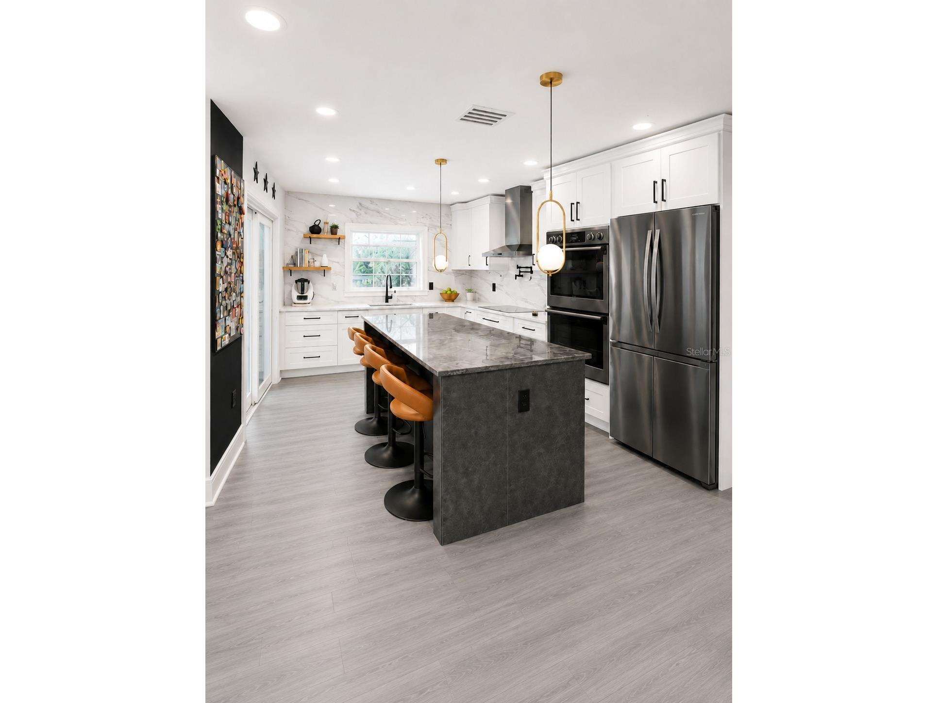 392 W Rossetti Drive Nokomis FL 34275 A4693915 image8
