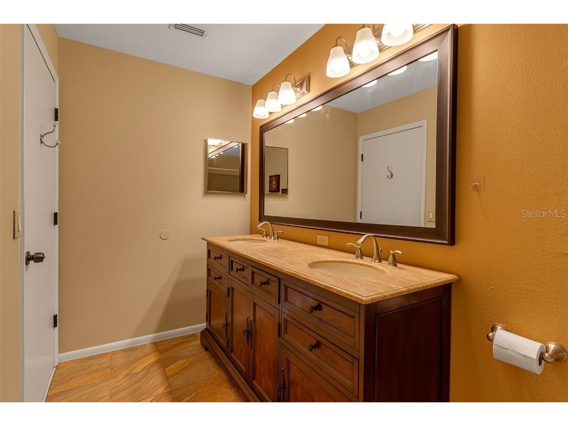 3920 52nd Drive W Bradenton FL 34210 A4669366 image29