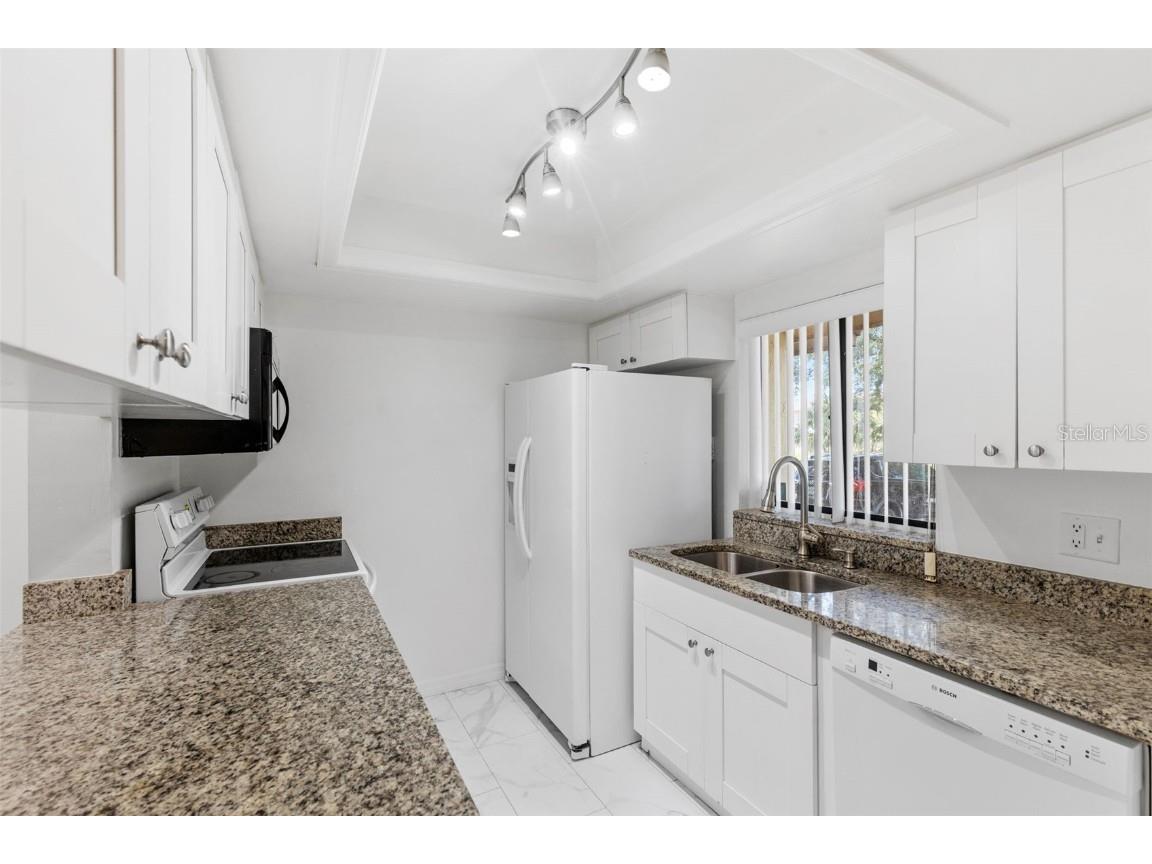 3920 Cedar Limb Court Tampa FL 33614 TB8412163 image13