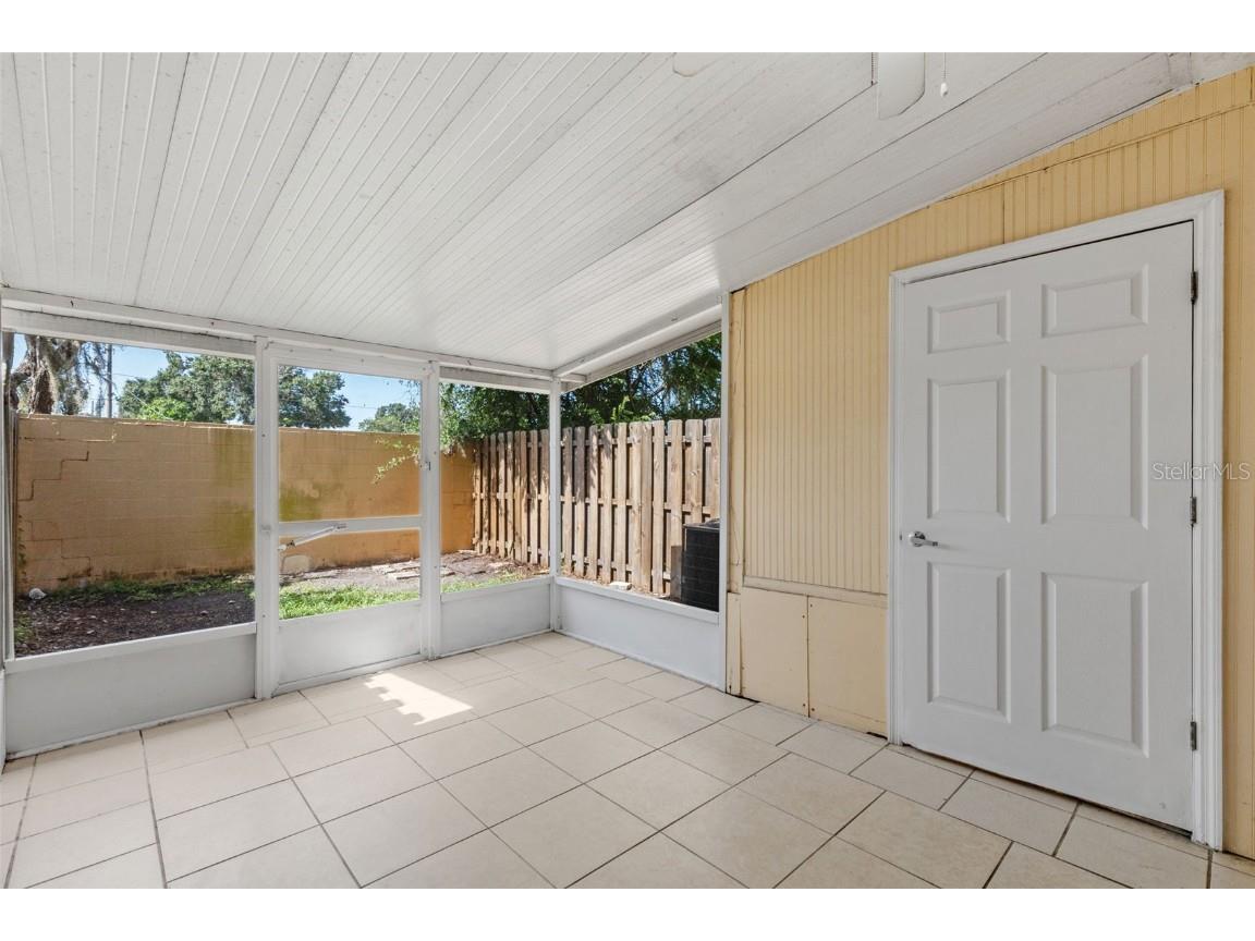 3920 Cedar Limb Court Tampa FL 33614 TB8412163 image27