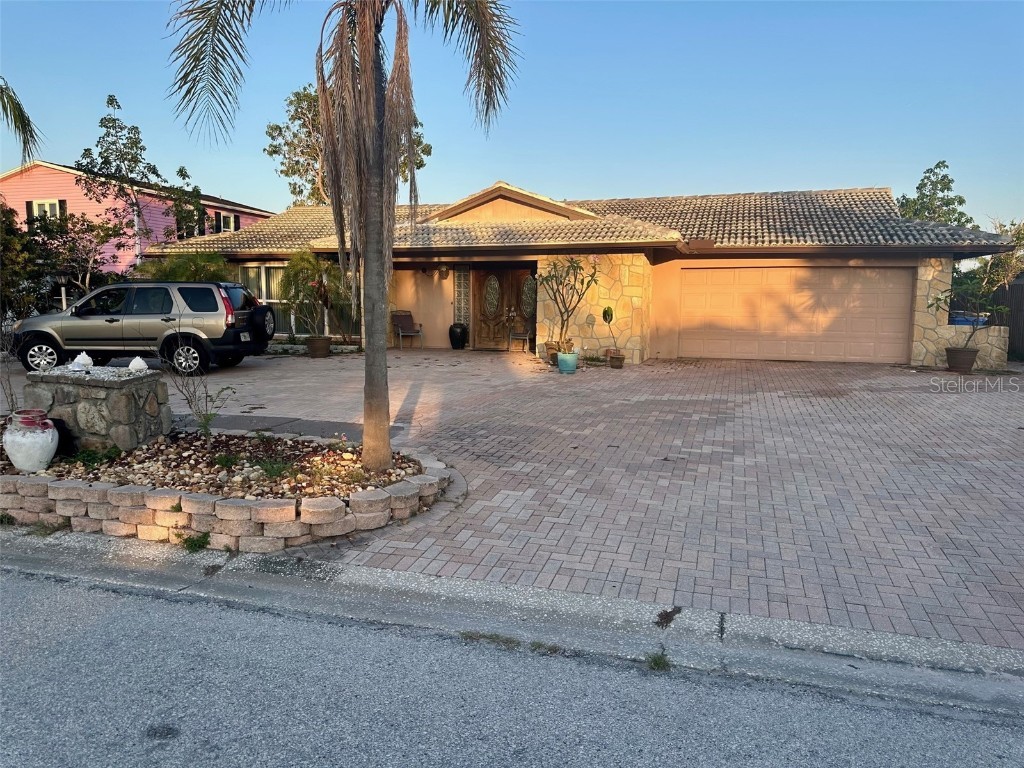 3920 Venetian Way Tampa FL 33634 TB8410353 image1