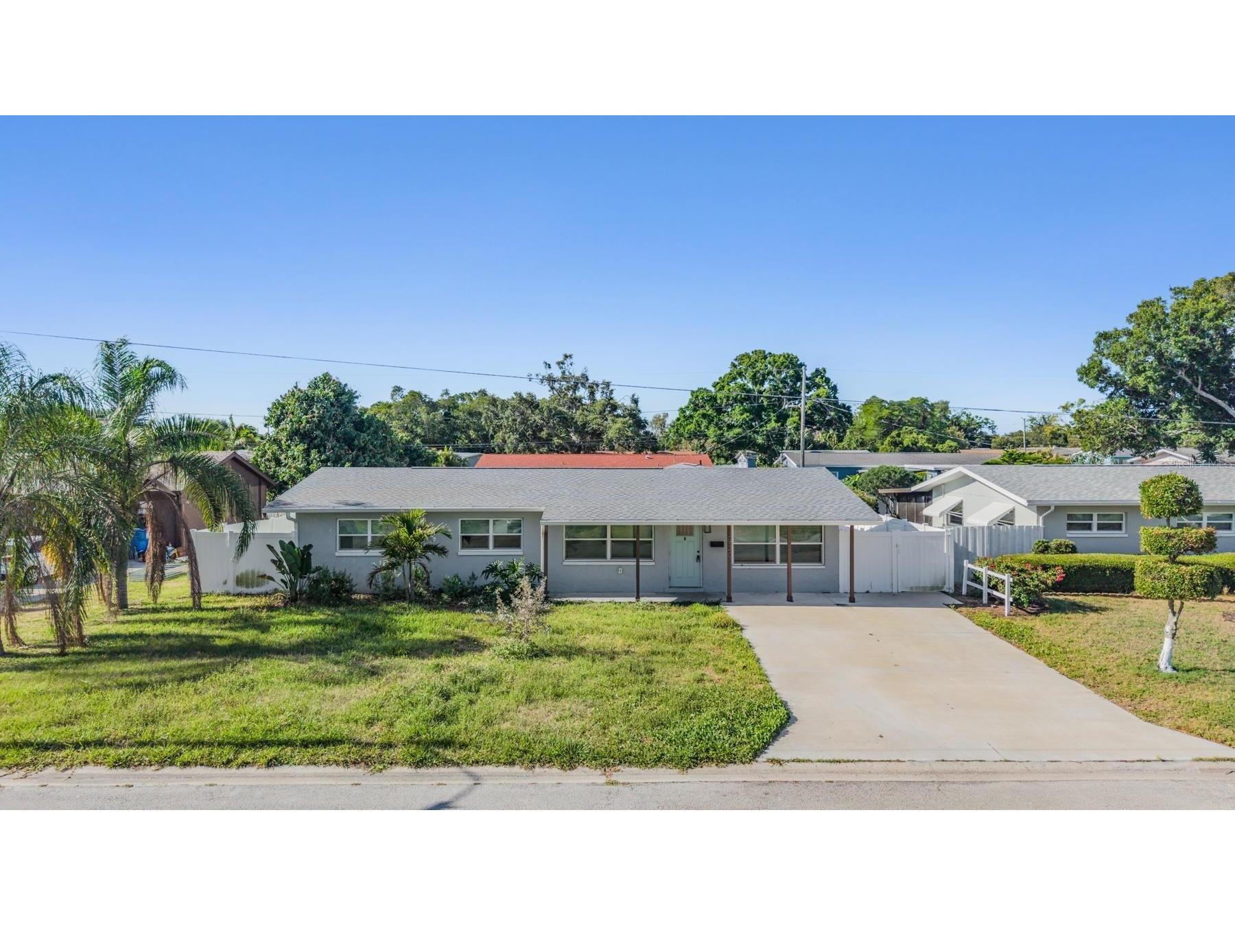 3920 Wahoo Drive SE Saint Petersburg FL 33705 TB8506442 image1