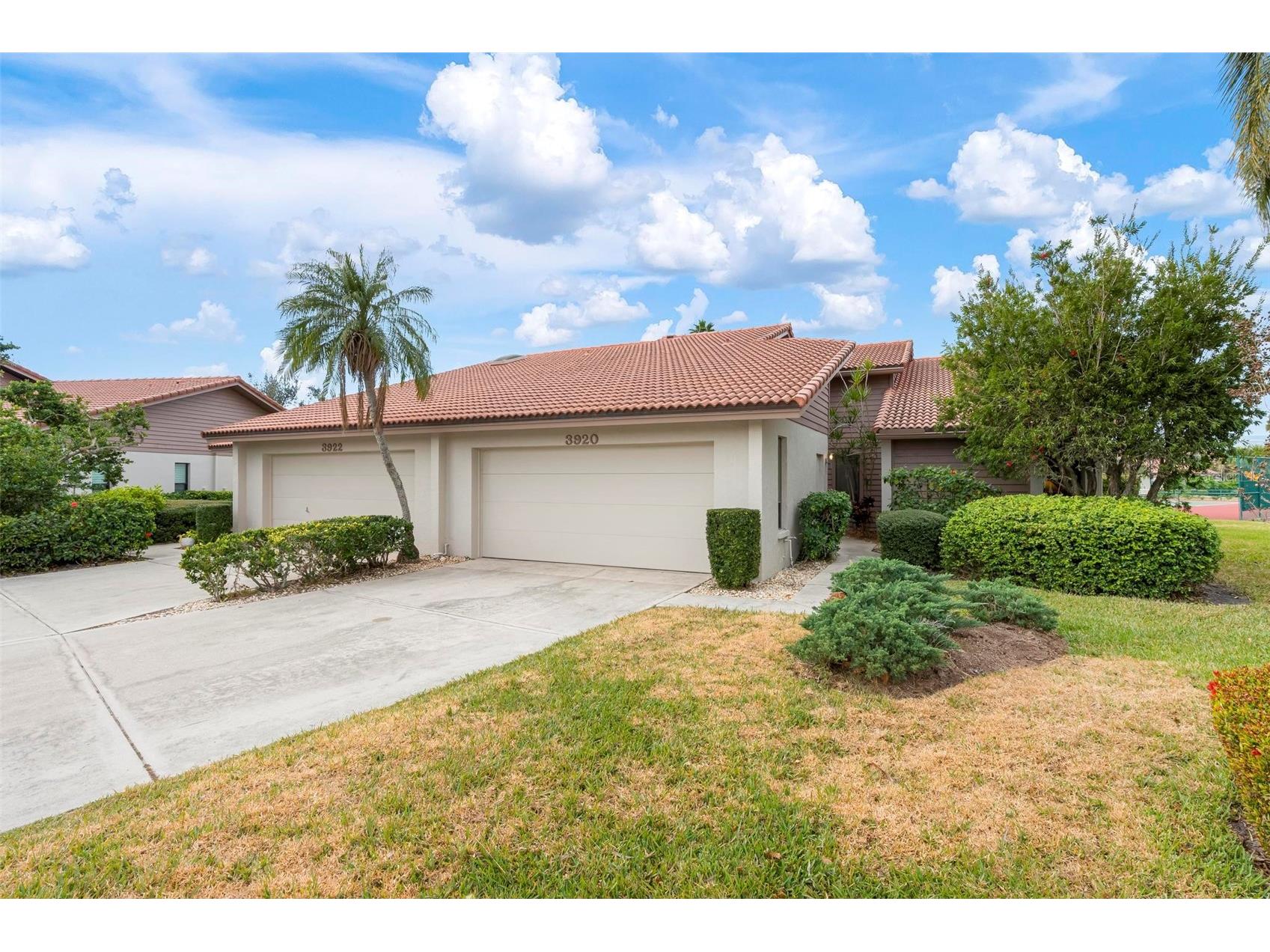 3920 Wilshire Court #80 Sarasota FL 34238 - LAKE EGRET A4682367 image1