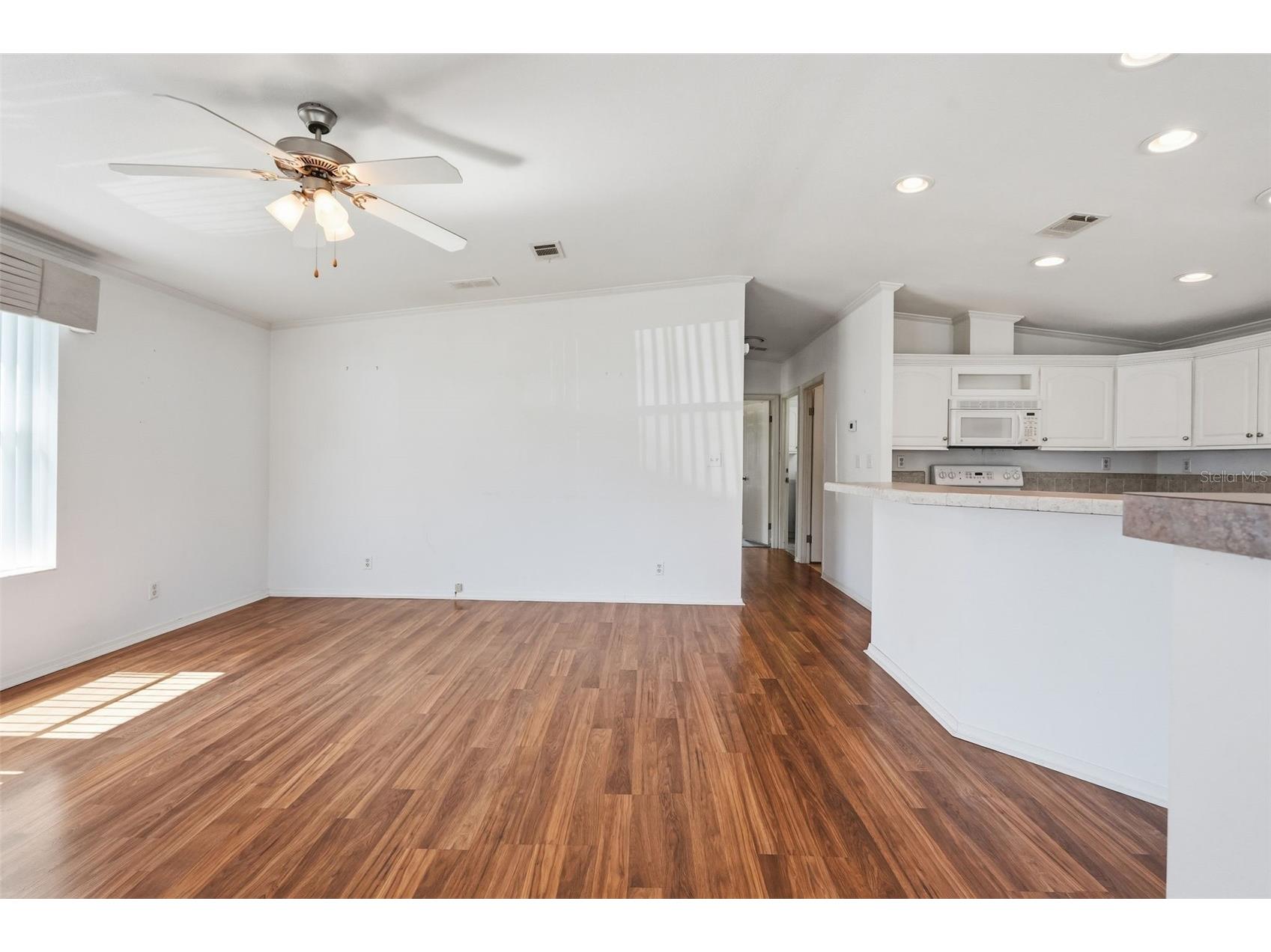39206 Flora Avenue Zephyrhills FL 33542 TB8519766 image11