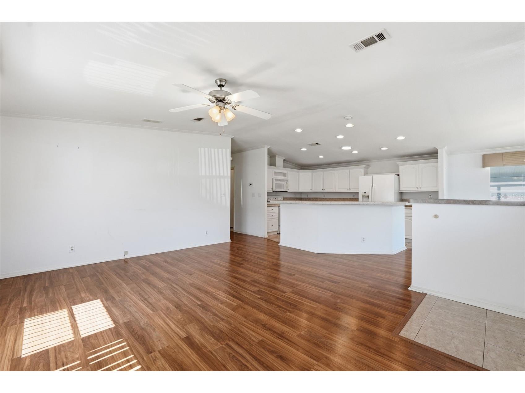 39206 Flora Avenue Zephyrhills FL 33542 TB8519766 image12
