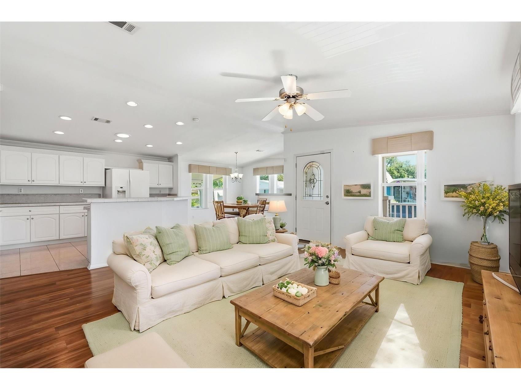 39206 Flora Avenue Zephyrhills FL 33542 TB8519766 image7