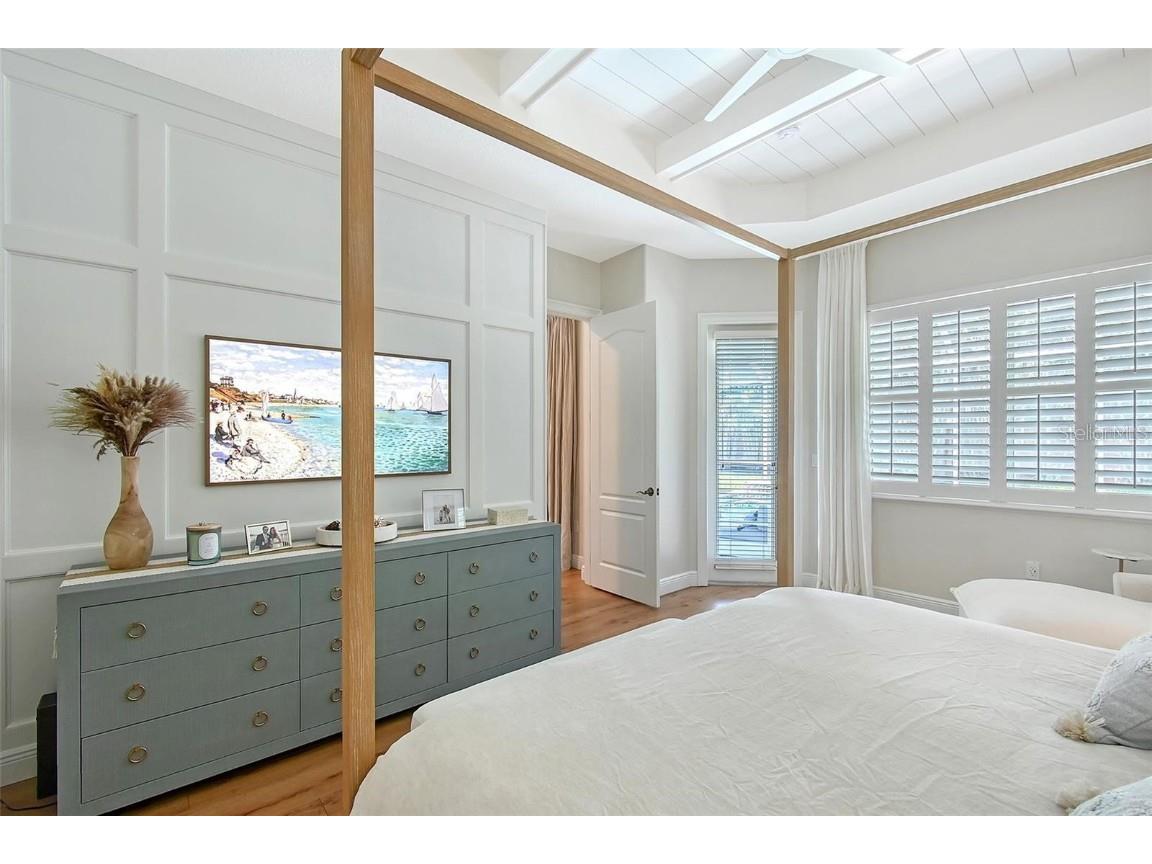 3921 Maravic Place Sarasota FL 34231 A4668587 image19