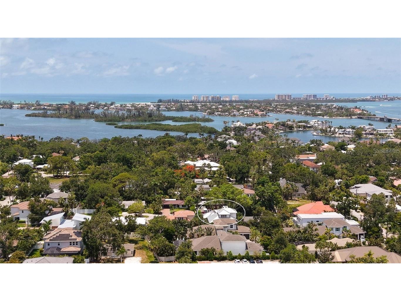 3921 Maravic Place Sarasota FL 34231 A4668587 image37