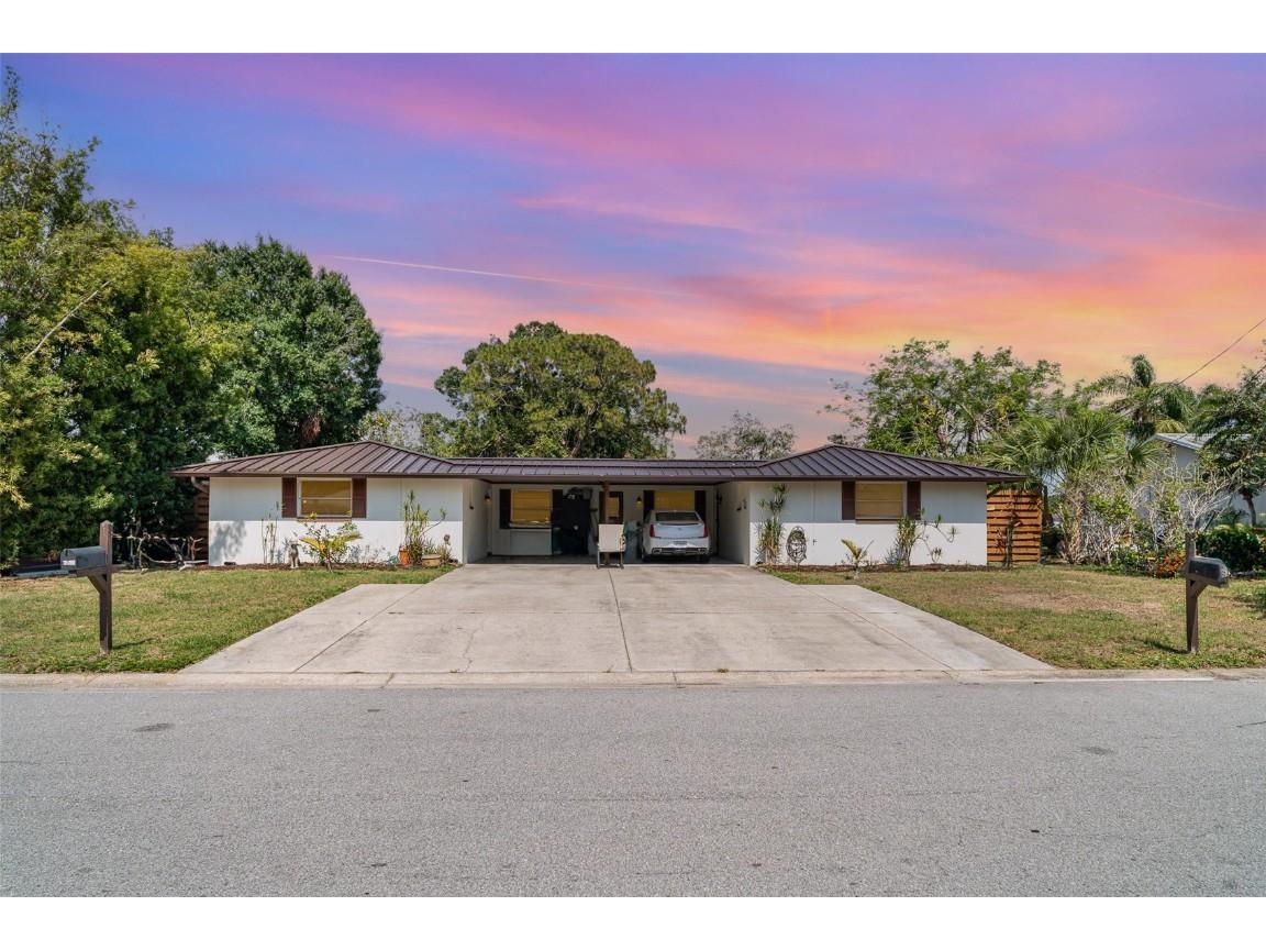 3921 Marlborough Place Sarasota FL 34241 A4653945 image1