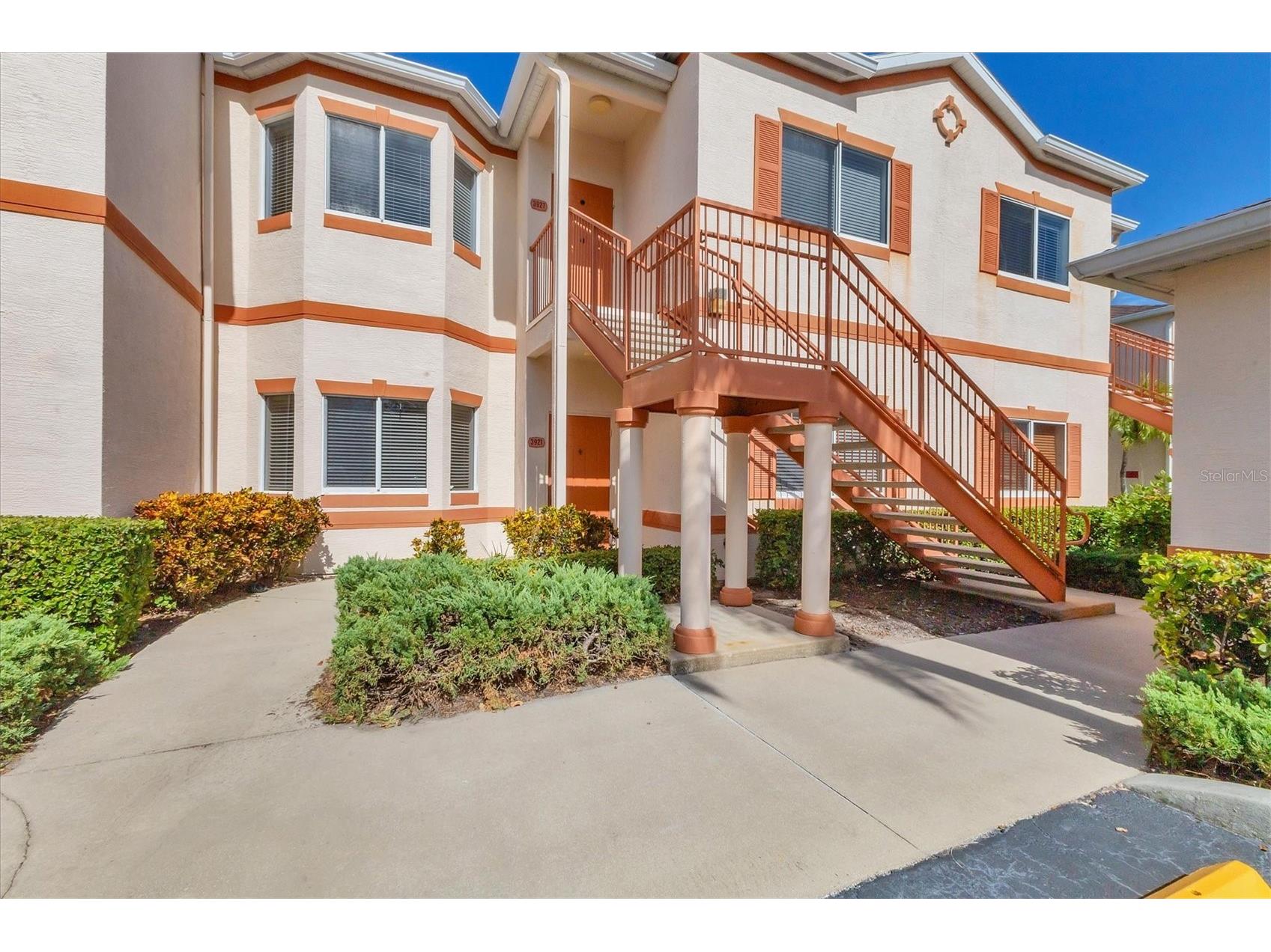 3921 Mediterranea Circle #212 Sarasota FL 34233 N6141354 image1