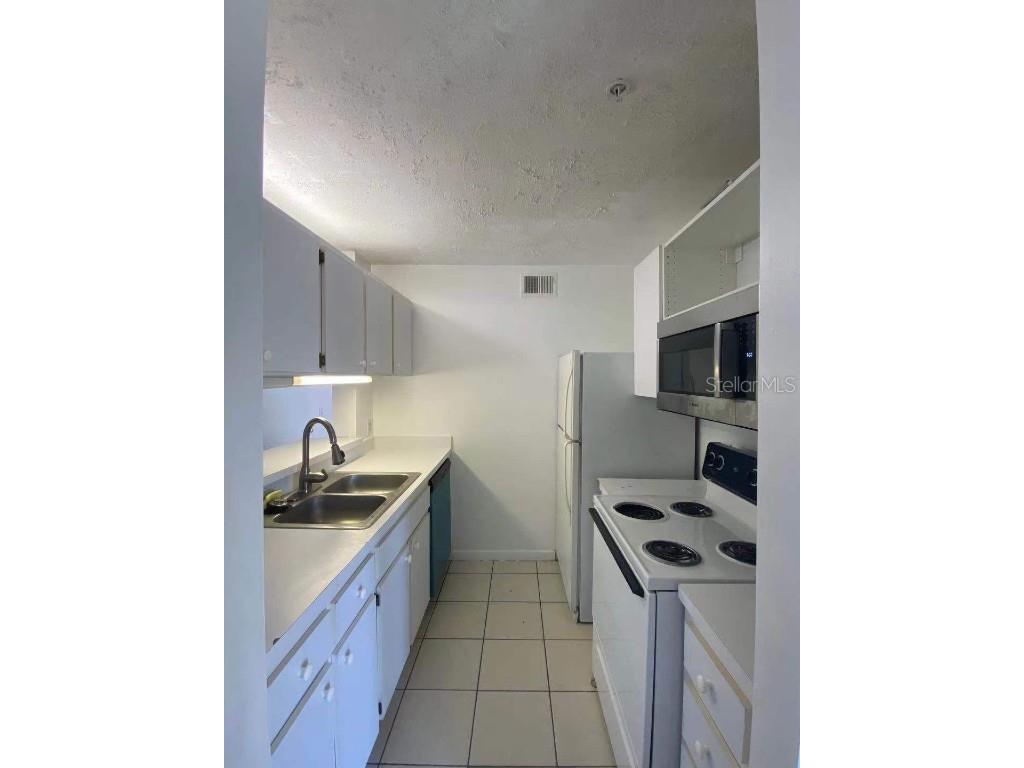 3921 SW 34th Street #208 Gainesville FL 32608 GC533374 image4